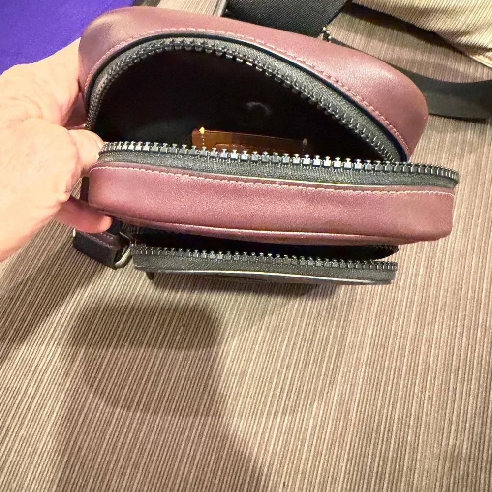 Coach CV763 racer sling pack in signature canvas Black Current unisex